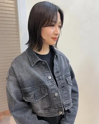 ミディアム カラー iet.所属・ウルフ/ボブ/耳ツボ ジュエリー◎ricoのヘアスタイル