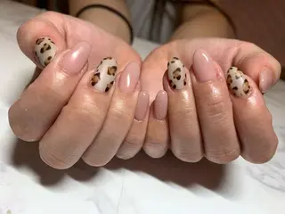 ネイル 髙城 亜紀のネイルデザイン