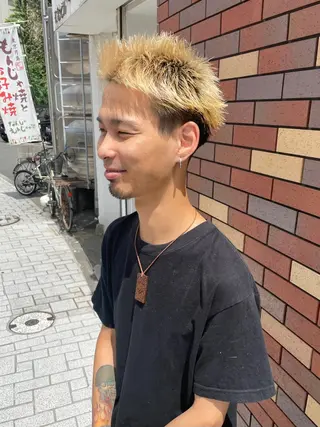 ショート カラー メンズ grAt所属・森 真伊希のヘアスタイル