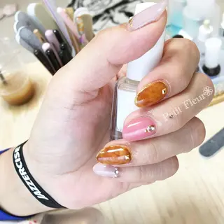 ネイル Petit Fleur所属・青柳 亜梨奈のマツエク・マツパデザイン