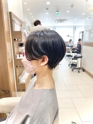 ショート 横山 直輝のヘアスタイル
