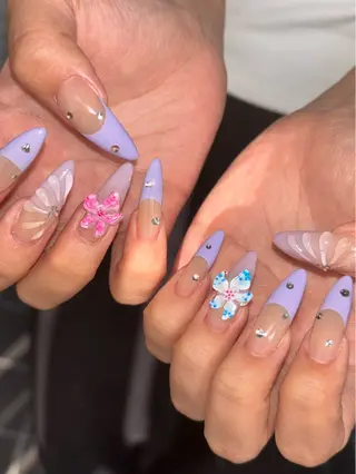 ネイル 🪐富島彩夏 /海外nail🪐のネイルデザイン