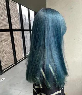 ロング 大内 志穂のヘアスタイル