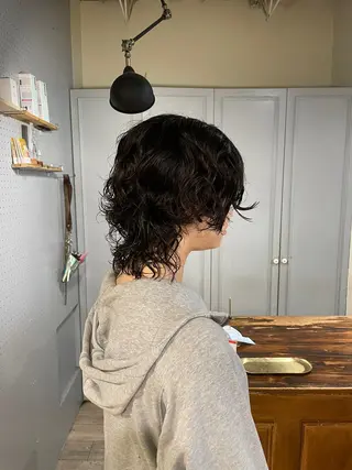 ミディアム パーマ 🤩噂のMr.髪ポジ ティブ®️yu🤩のヘアスタイル