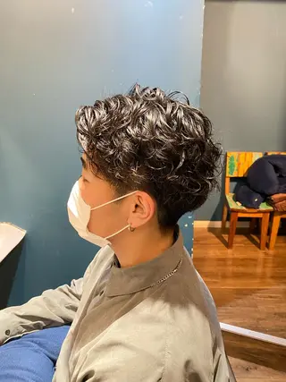 パーマ メンズ フェイスヘアークリエイション所属・大形 誉のヘアスタイル