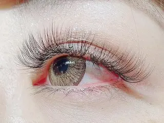 マツエク・マツパ iu.(イユドット)所属・🤍二条城北iu. /IKUHOのマツエク・マツパデザイン