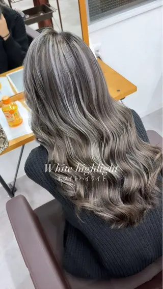 ロング カラー TORA【Li's /東大阪布施美容室】のヘアスタイル