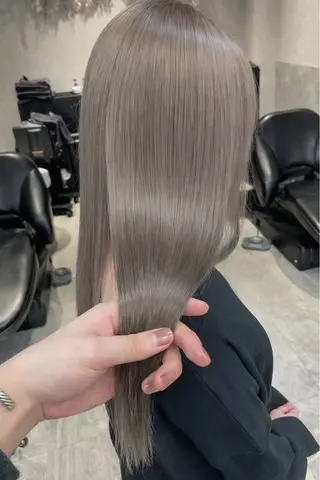 ミディアム ダブルカラー /ハイトーン/翼🖤のヘアスタイル