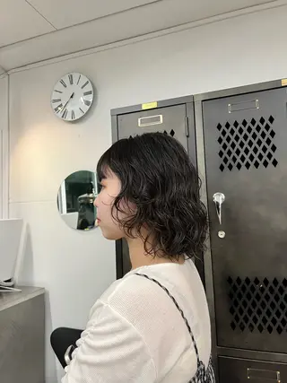 ミディアム INORI /フェイスレイヤーのヘアスタイル