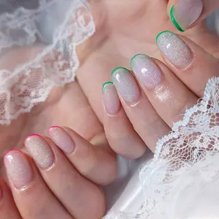 ネイル HENECY🍓 momokaのネイルデザイン