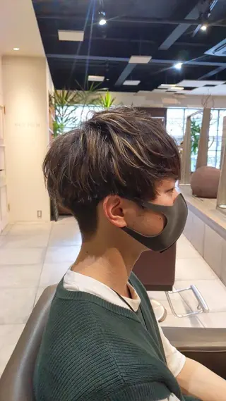 ショート カラー 川越 輝梨奈のヘアスタイル