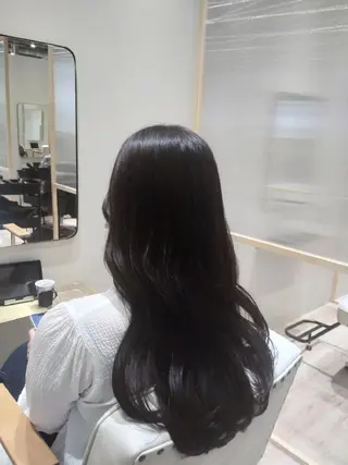 ロング カラー 中村 友莉夏のヘアスタイル