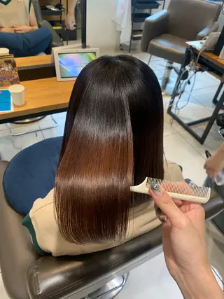 ミディアム soëll所属・🤍そぶえ　ゆうな/ 暖色カラー/縮毛矯正のヘアスタイル