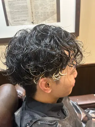 ミディアム 西村 雄斗のヘアスタイル