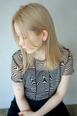 ミディアム lodge art所属・lodge art /ユウナのヘアスタイル