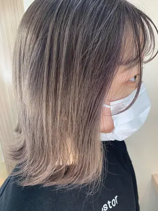 ミディアム カラー DiMPlE  ディンプル所属・🌸スタイリスト 山浦美恵のヘアスタイル