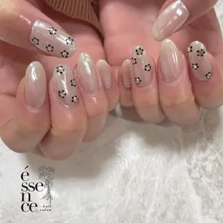 ネイル essence所属・pétit maakoのネイルデザイン