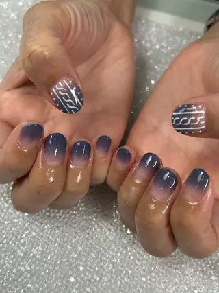 ネイル BURGUNDY mikaのネイルデザイン