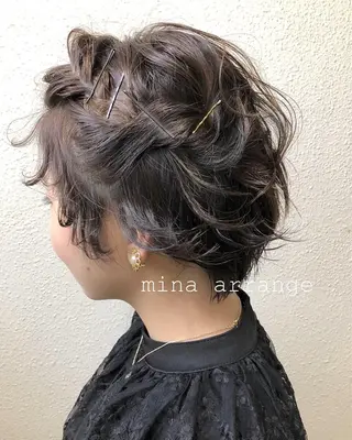 ショート ヘアアレンジ ツキノキ ミナのヘアスタイル