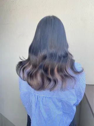 ロング 艶カラー の達人のヘアスタイル