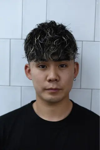 カラー パーマ メンズ MERICAN BARBER  SHOP TOKYO所属・🧩嶋田 琉輝也🧩のヘアスタイル