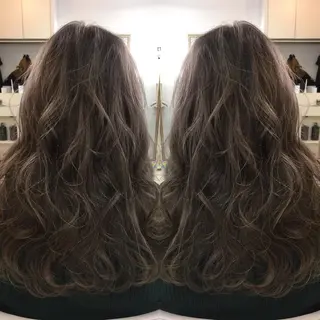 セミロング ロング カラー 髪質改善 中川　翔のヘアスタイル