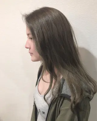 セミロング カラー レイヤーカット匠 イソザキノリユキのヘアスタイル