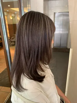 ミディアム カラー 船津武俊 フナツタケトシのヘアスタイル