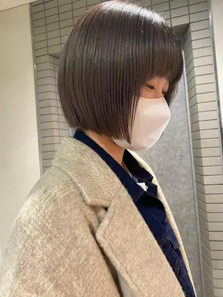 ショート かえ🩶韓国ボブ🎀 透明感カラー🥣のヘアスタイル