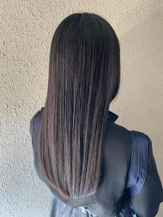 ロング サダハルカ ｜chouetteのヘアスタイル