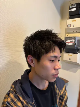 ショート メンズ 河辺 璃久のヘアスタイル