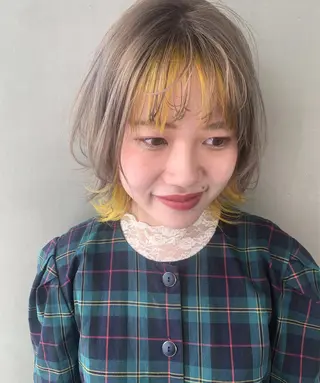 ショート カラー SALOWIN梅田茶屋町店所属・ウルフレイヤーカット /チヒロのヘアスタイル