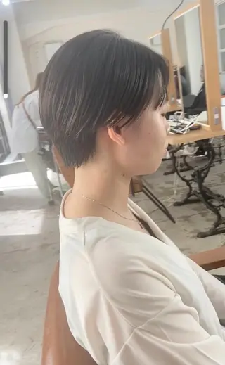 ショート ショートヘア、ボブ こやさん　コヤマのヘアスタイル
