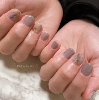 ネイル 40代からの爪に 優しい施術×自爪育成のネイルデザイン