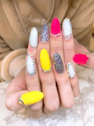 ネイル Nail Salon yのネイルデザイン