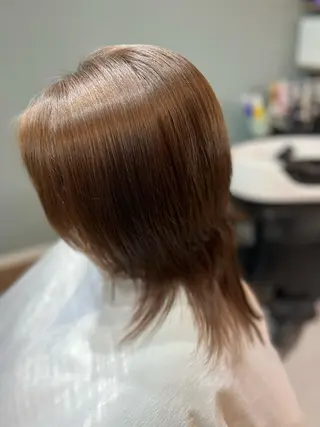 セミロング カラー フェムフィット導入 個室空間✨佐藤華成のヘアスタイル