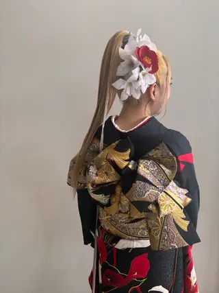 カラー ヘアアレンジ ヤマグチ ユキナのヘアスタイル