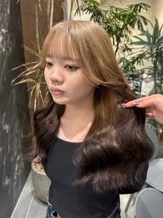 ロング カラー salowin原宿iori所属・💋ハイトーンデザイ ンヘア💋A'nyuのヘアスタイル