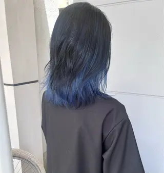 ミディアム カラー niko RINKAのヘアスタイル