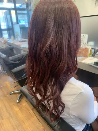 ロング カラー 美容しょうへいの店所属・吉川 茉由子のヘアスタイル