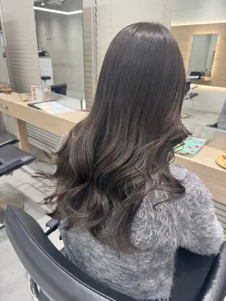 カラー ナカバチ ユイ🌼 Rizm greenのヘアスタイル