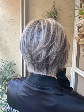 ショート カラー 店長担当🌟 矢吹ガブリエル🌟のヘアスタイル