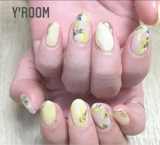 ネイル YUKA （ネイリスト）のネイルデザイン