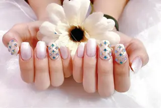 ネイル VIVIAN リサのネイルデザイン