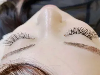 マツエク・マツパ オーロラ所属・AURORA RINAのマツエク・マツパデザイン