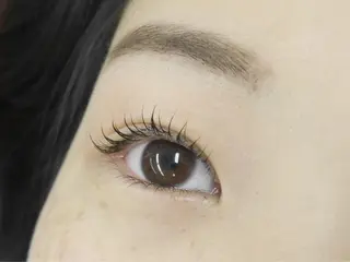 マツエク・マツパ une 石橋阪大前・ 箕面・池田・蛍池のマツエク・マツパデザイン