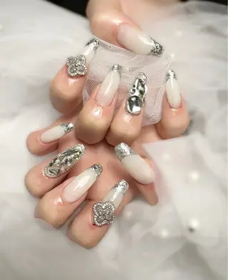 ネイル Lunanail Reiのネイルデザイン