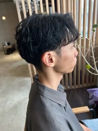 パーマ メンズ 宮之本 峻也のヘアスタイル