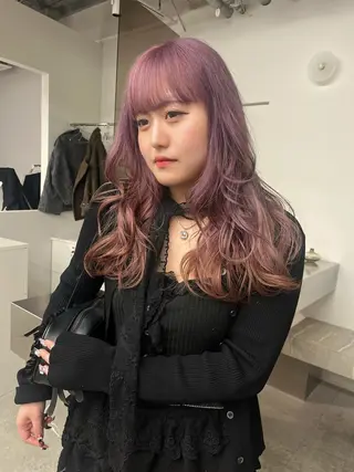 ロング カラー Coco／stén ／原宿のヘアスタイル