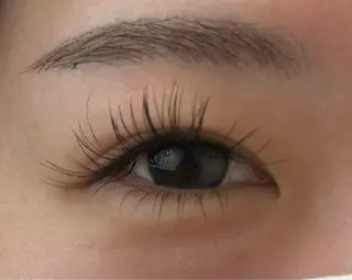 パーマ lua eye beauty所属・河野 真彩等のマツエク・マツパデザイン